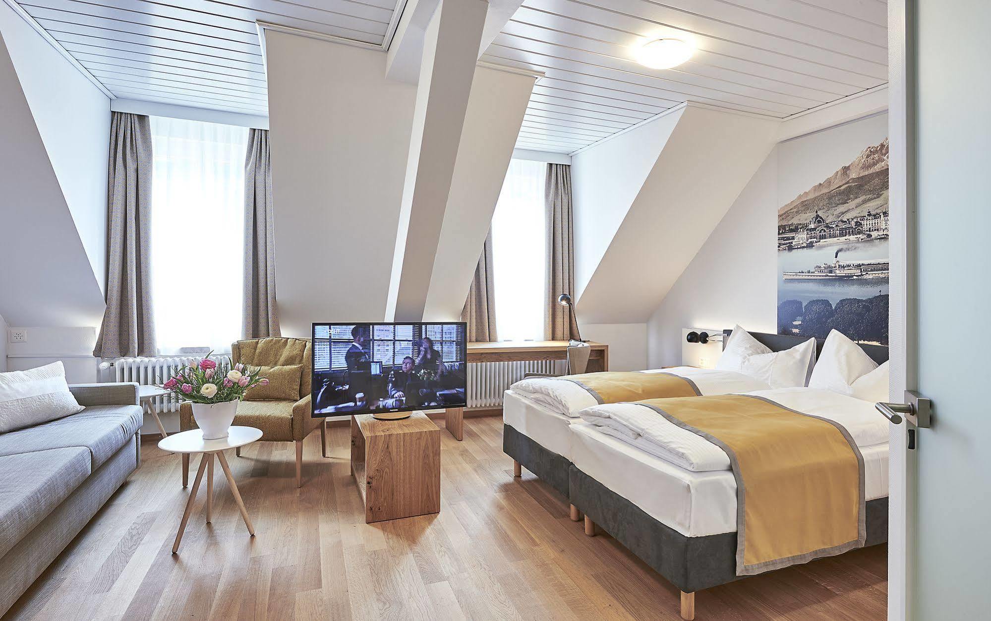 Hotel Central Luzern 3*